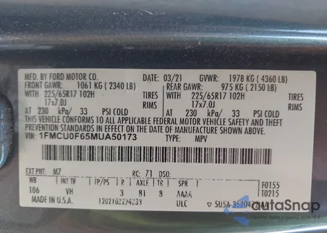 2021 Ford Escape S z USA, uszkodzony, nr VIN 1FMCU0F65MUA50173